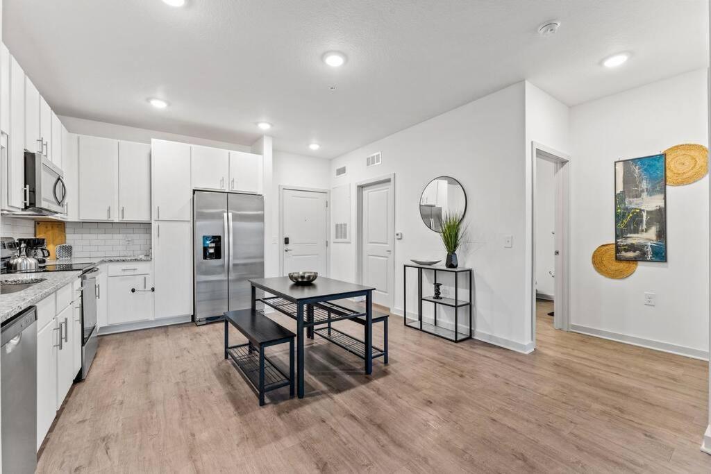 Complete Apartment ,10 Min To Parks Pets Allowed, Resort-Style Amenities Орландо Экстерьер фото